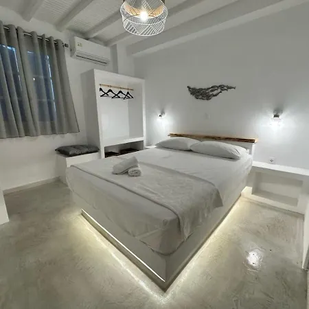 Dreamy Island Escape In Paros Науса